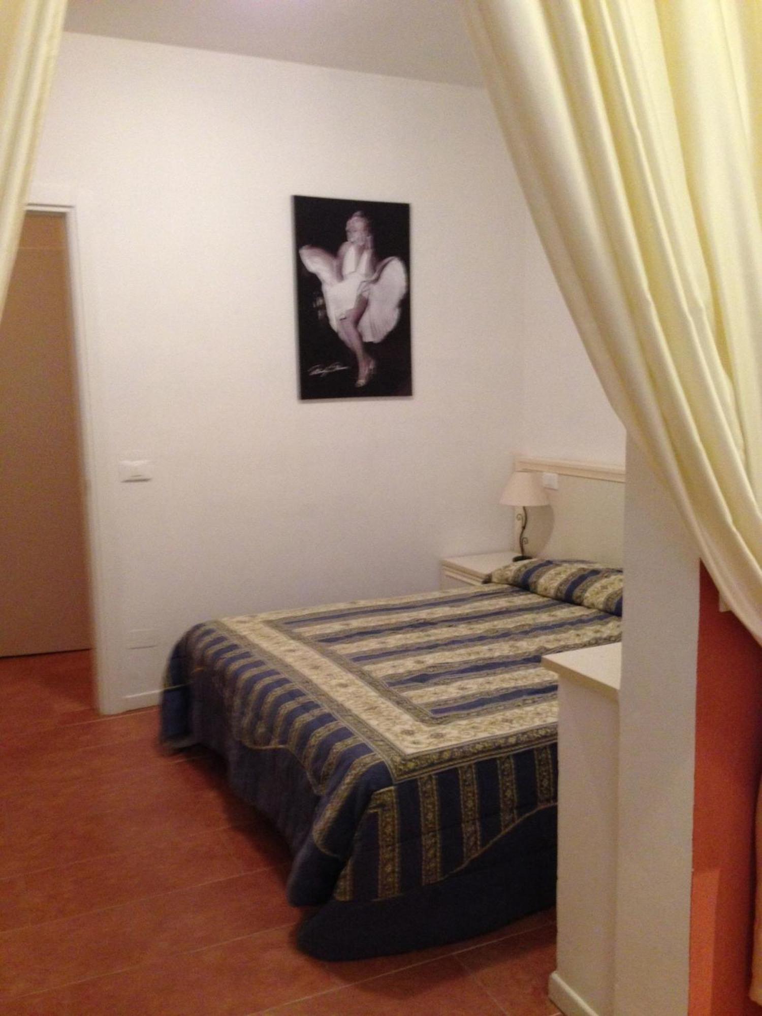 Hotel Residence Maria Grazia Rimini Kamer foto