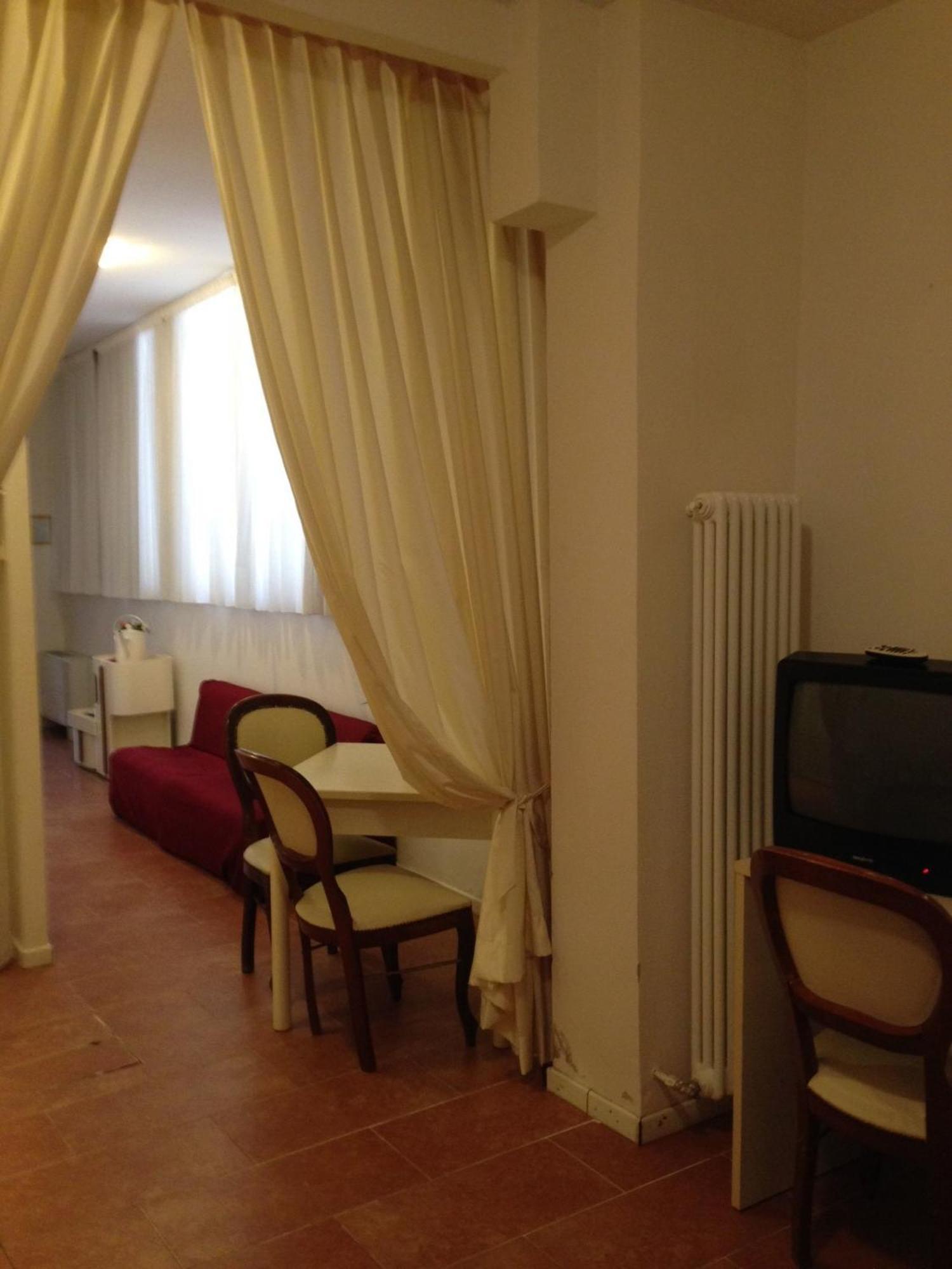 Hotel Residence Maria Grazia Rimini Kamer foto